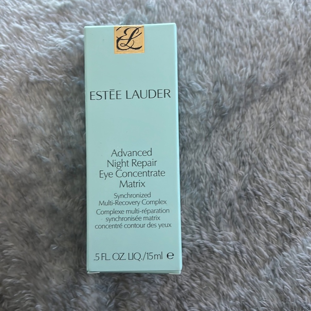 Estée Lauder advanced night repair eye concentrate matrix. .5 brand new in box